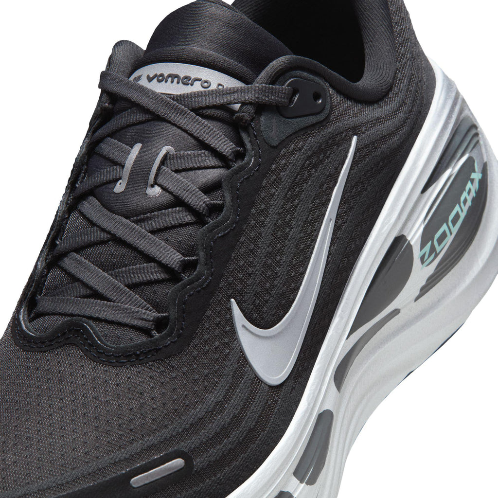 Nike Vomero Plus "Anthracite Zebra"