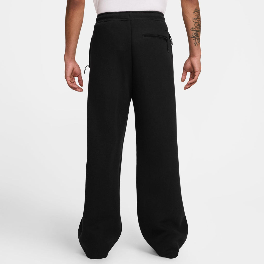 Nike Tech Men's Fleece Loose-Fit Open Hem Pants Black