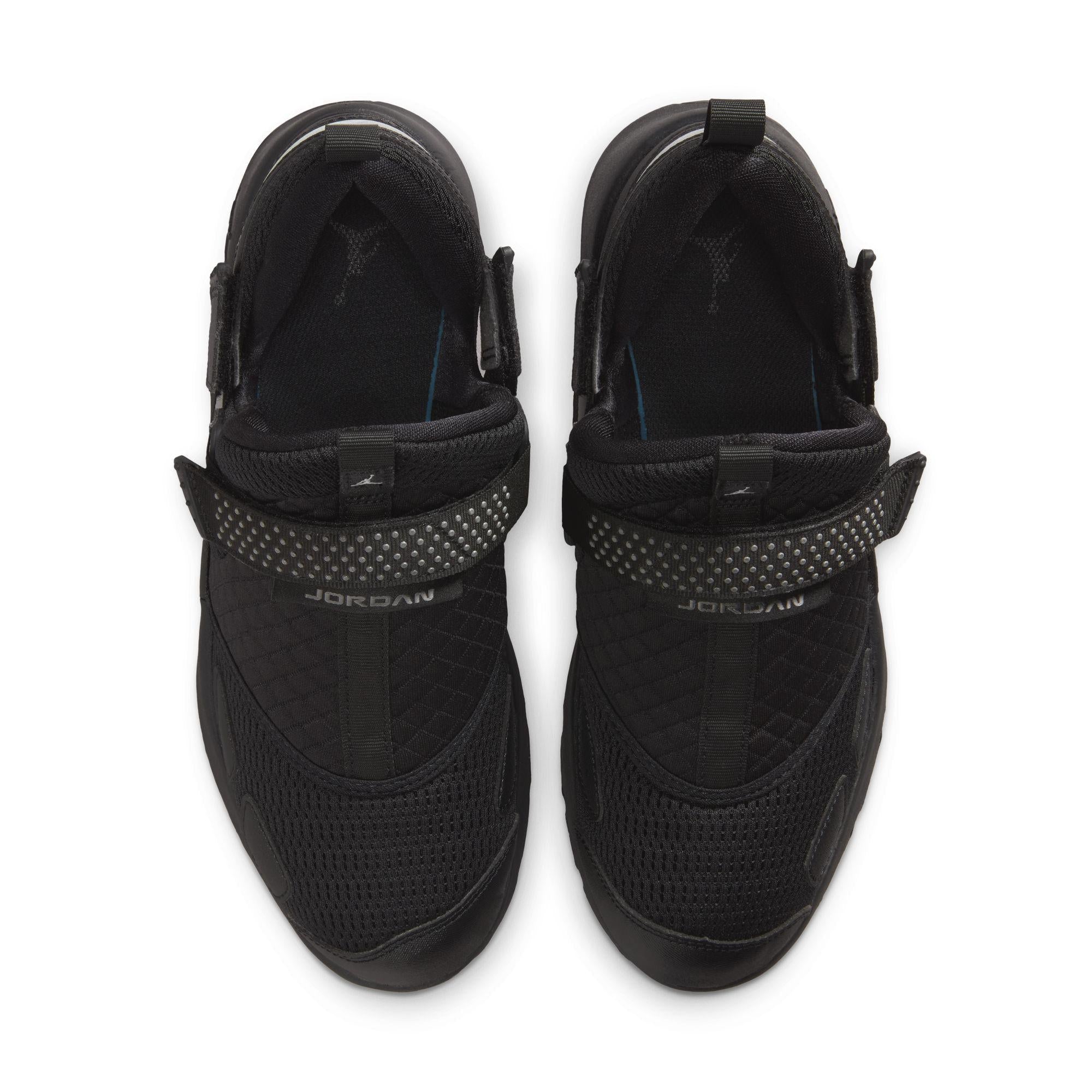 Women's Jordan Trunner LX Black/Black/Black