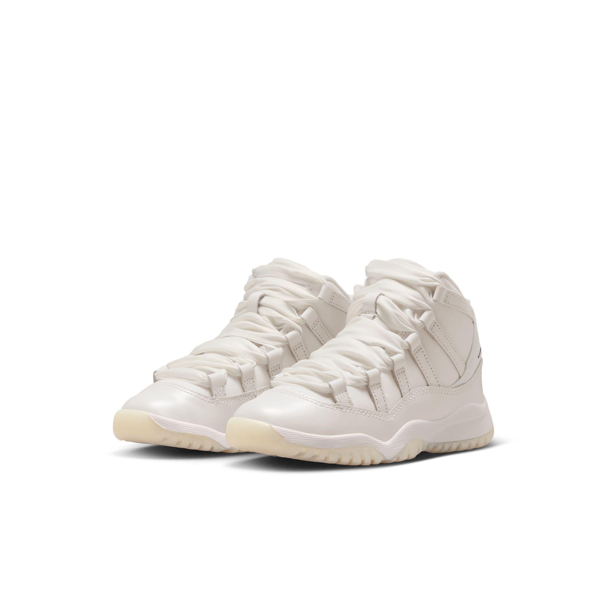 Jordan 11 Retro "Pearl" Little Kids' Shoes