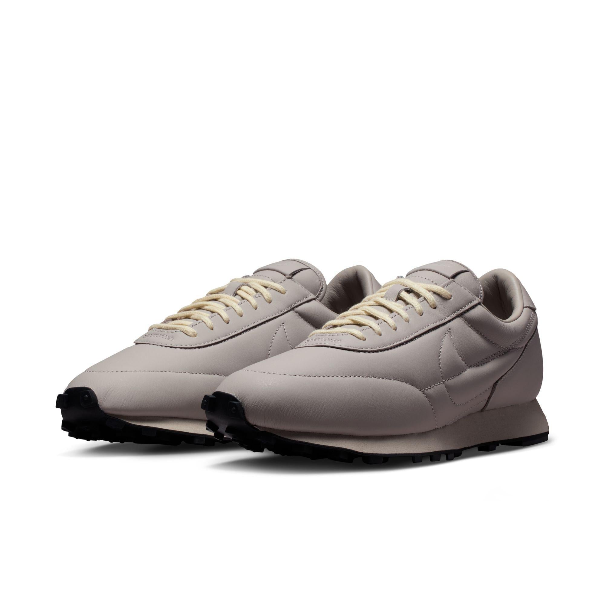 Nike Daybreak SP "Moon Particle and Light Bone"