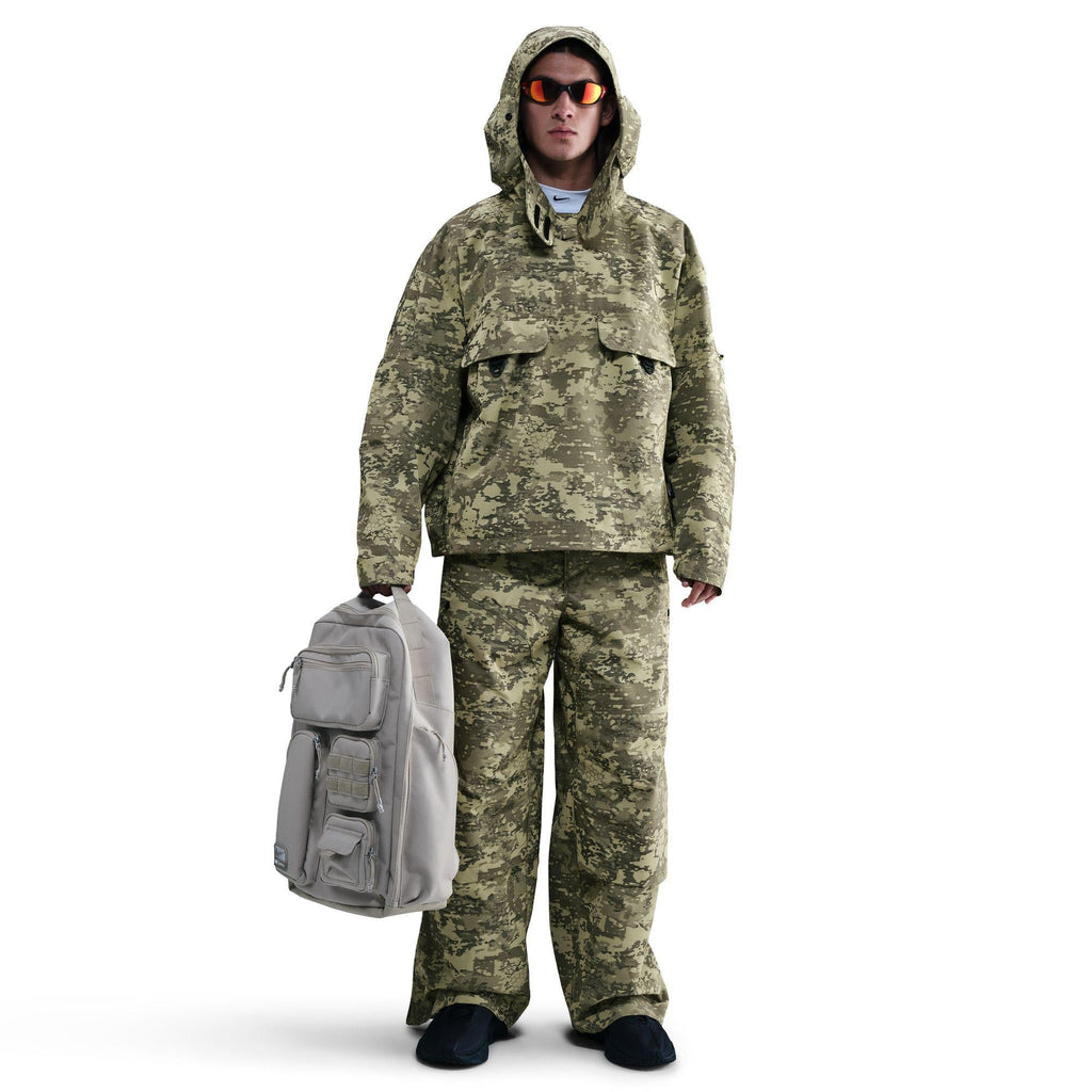 Nike Tech Men's Woven CORDURA® Jacket Neutral Olive