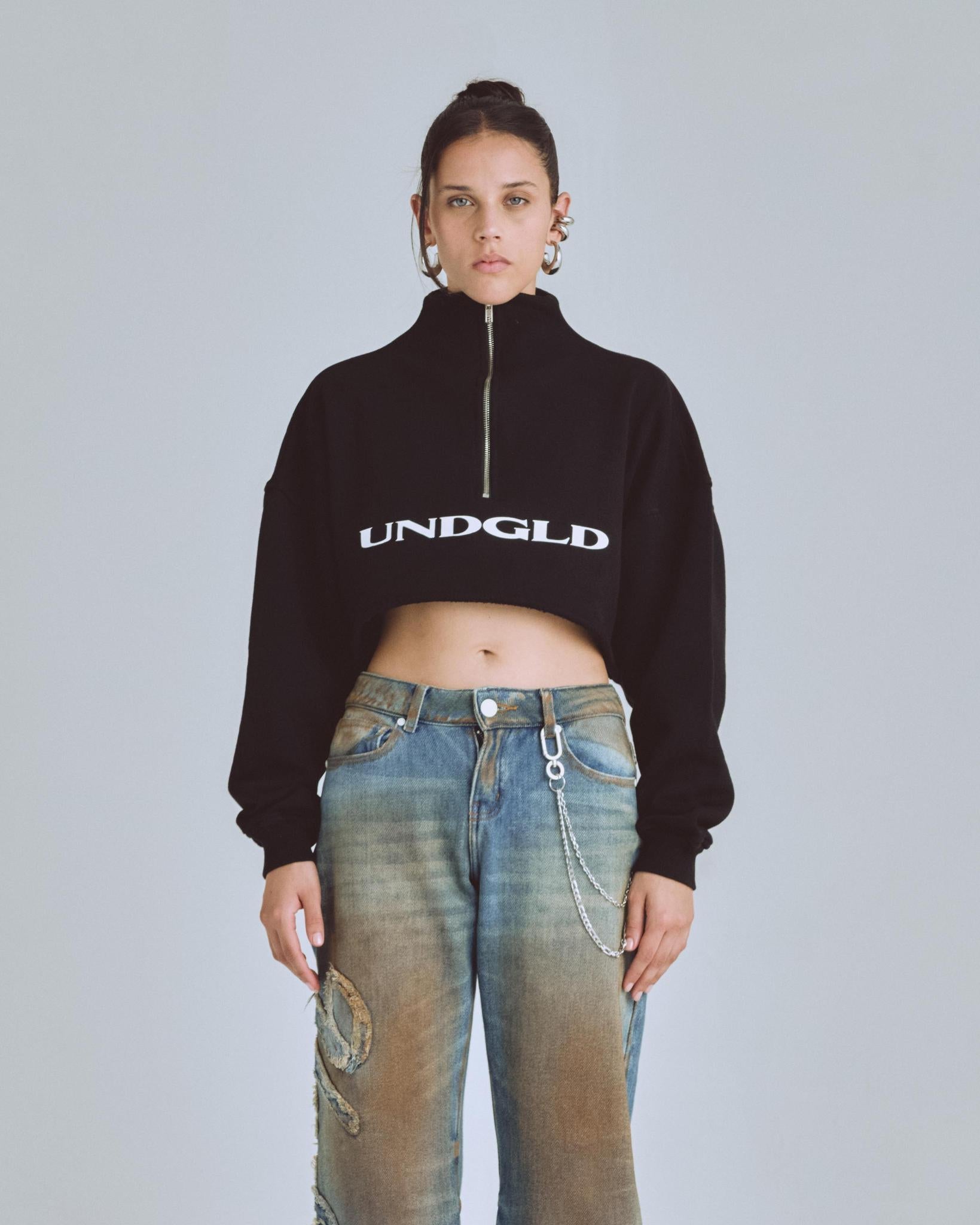 Undergold Women's Agnus Dei U Star Crewneck Black