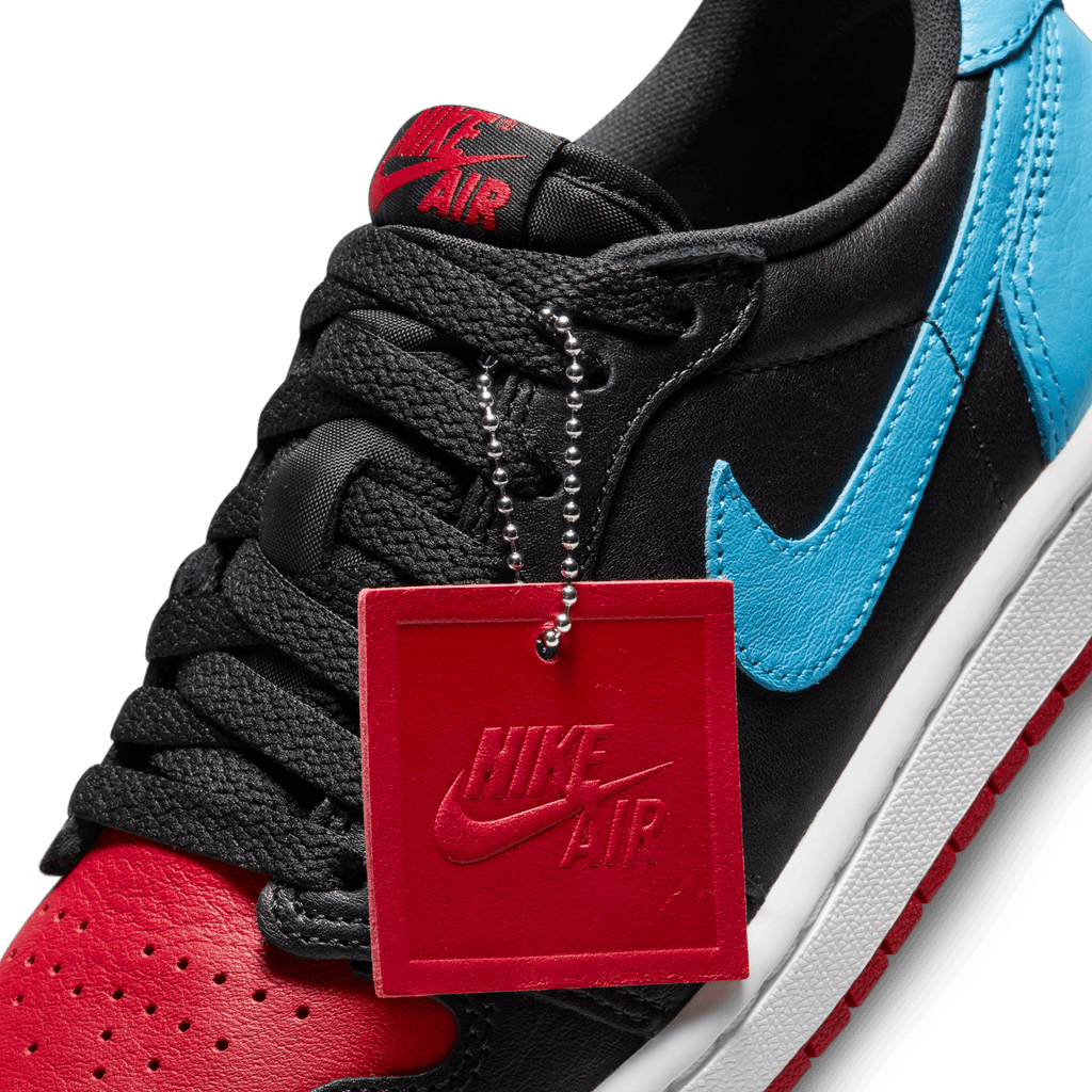 WOMENS AIR JORDAN RETRO 1 LOW ''UNC TO CHI''