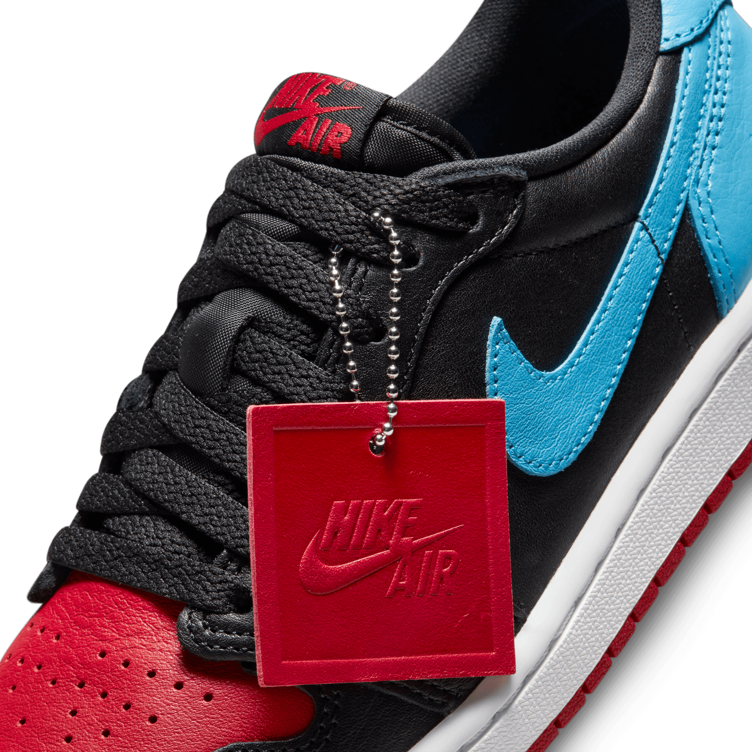WOMENS AIR JORDAN RETRO 1 LOW ''UNC TO CHI''