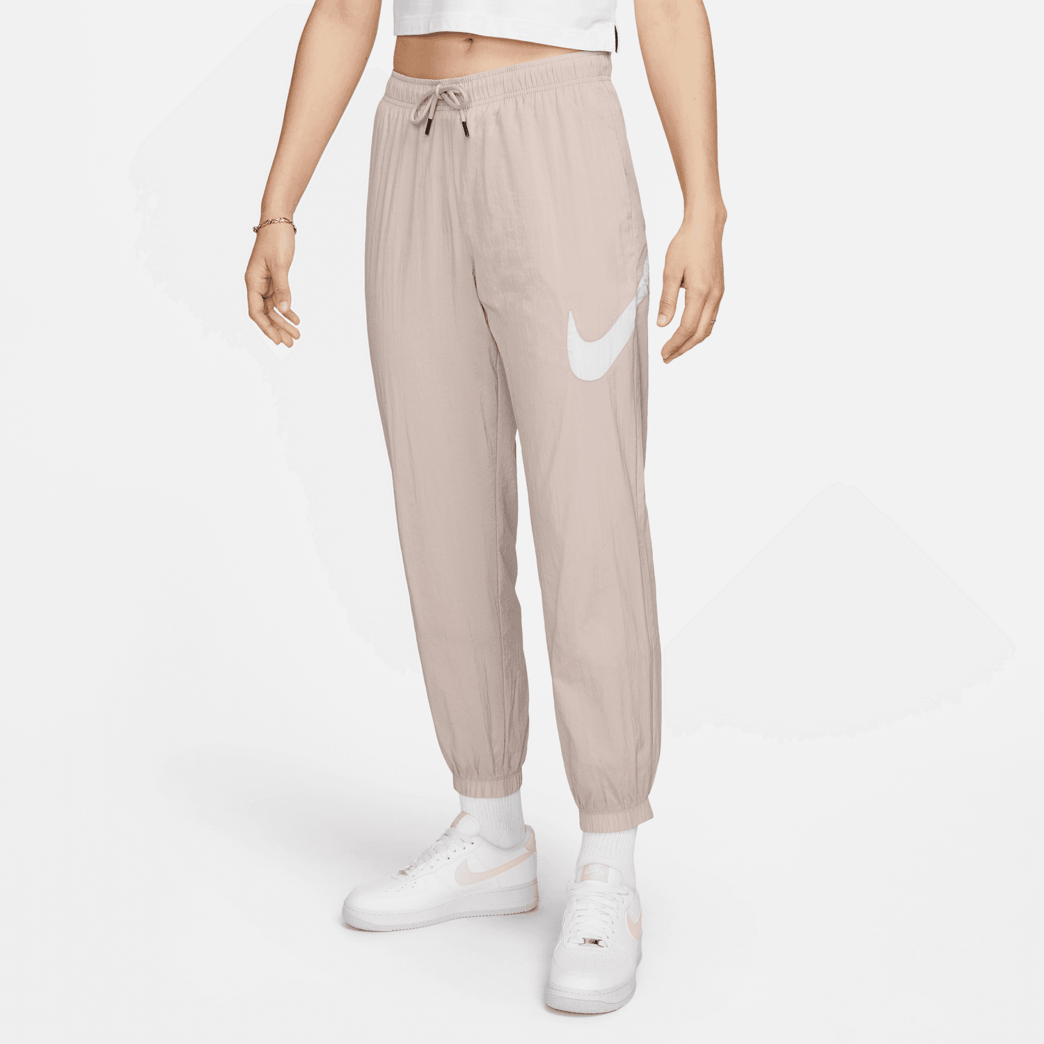 WOMEN'S NIKE SPORTSWEAR ESSENTIALS "MID RISE PANTS"