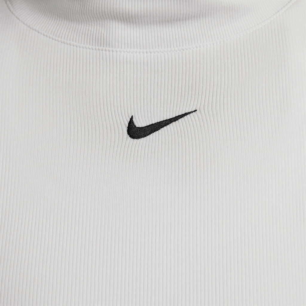 WOMEN'S NIKE SPORTSWEAR ESSENTIALS MOCK NECK TEE