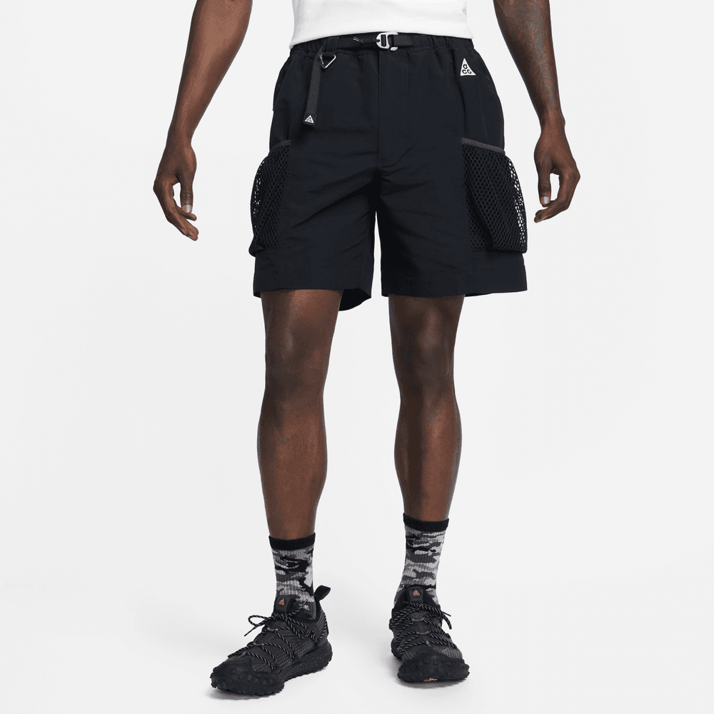 MEN'S NIKE ACG ''SNOWGRASS'' SHORTS "BLACK / ANTHRACITE"