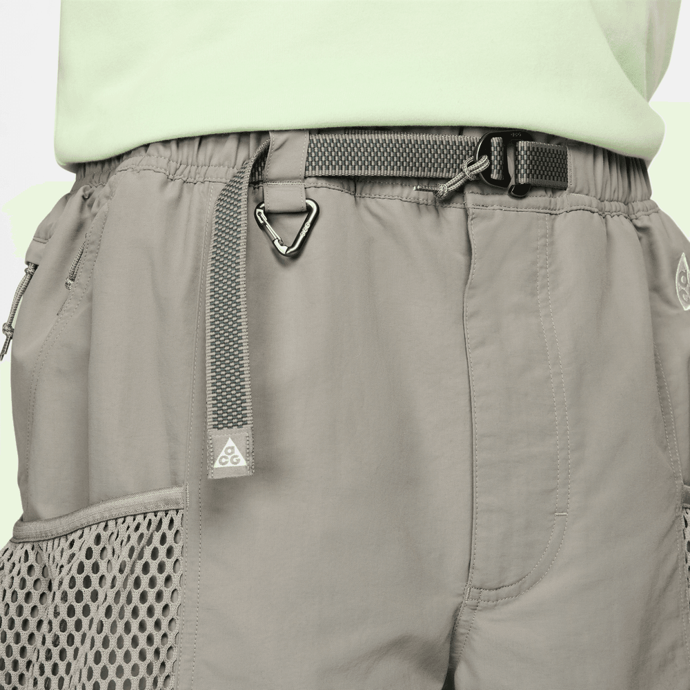 MEN'S NIKE ACG ''SNOWGRASS'' SHORTS "GREY"