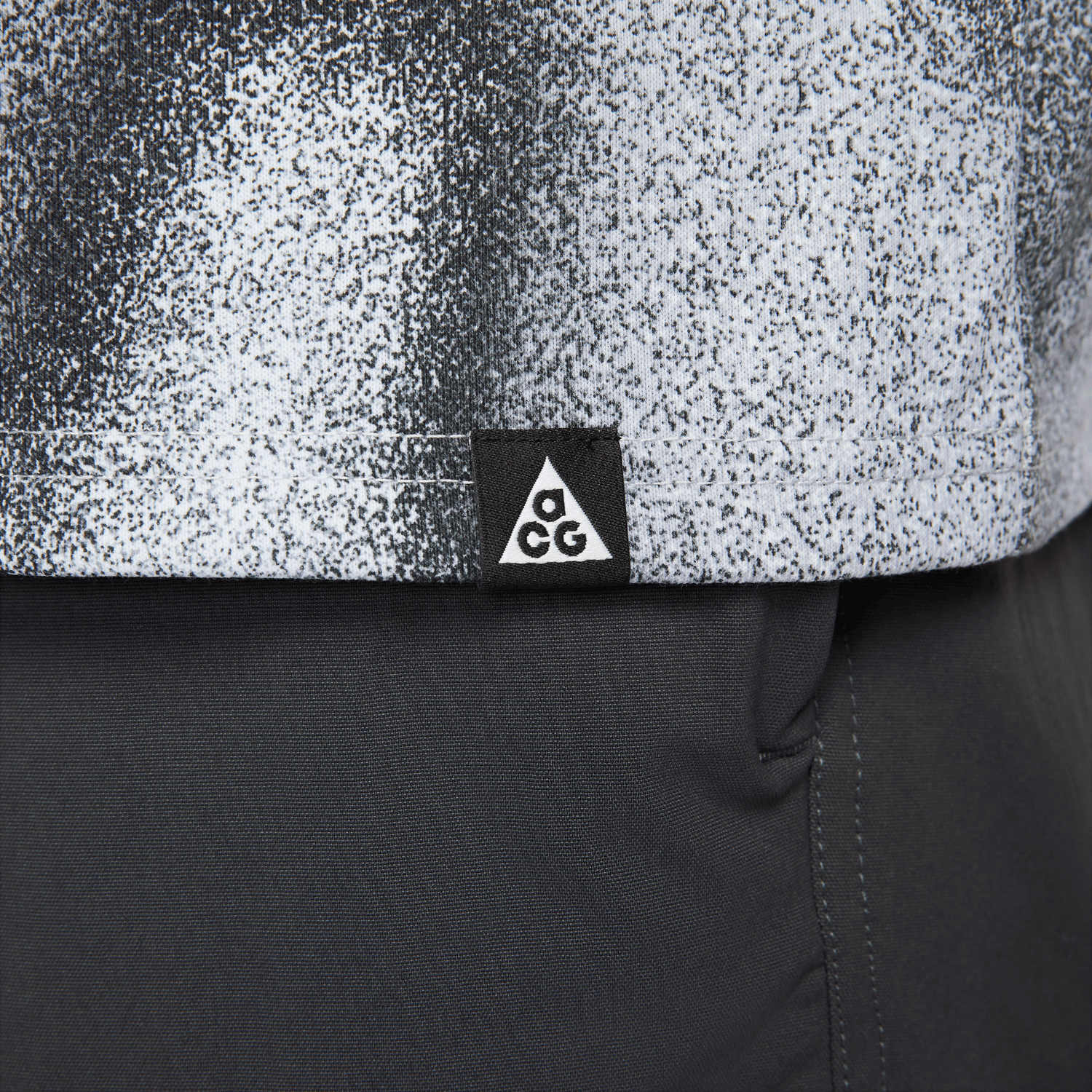 MEN'S NIKE ACG ALL OVER PRINT LONG SLEEVE