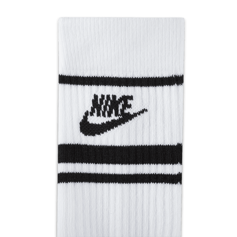 Nike Sportswear Dri-FIT Everyday Essential Crew Socks (3 Pairs)