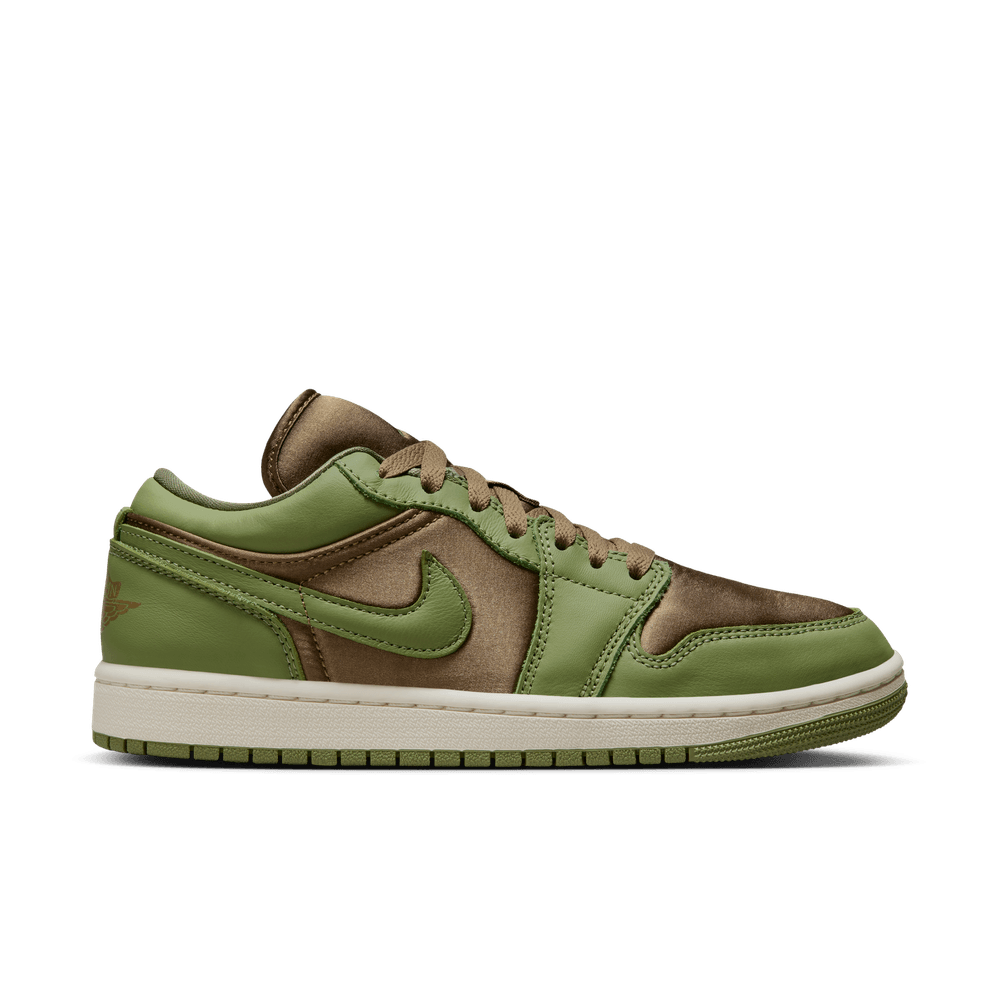 WOMENS AIR JORDAN 1 LOW SE BROWN KELP/SKY