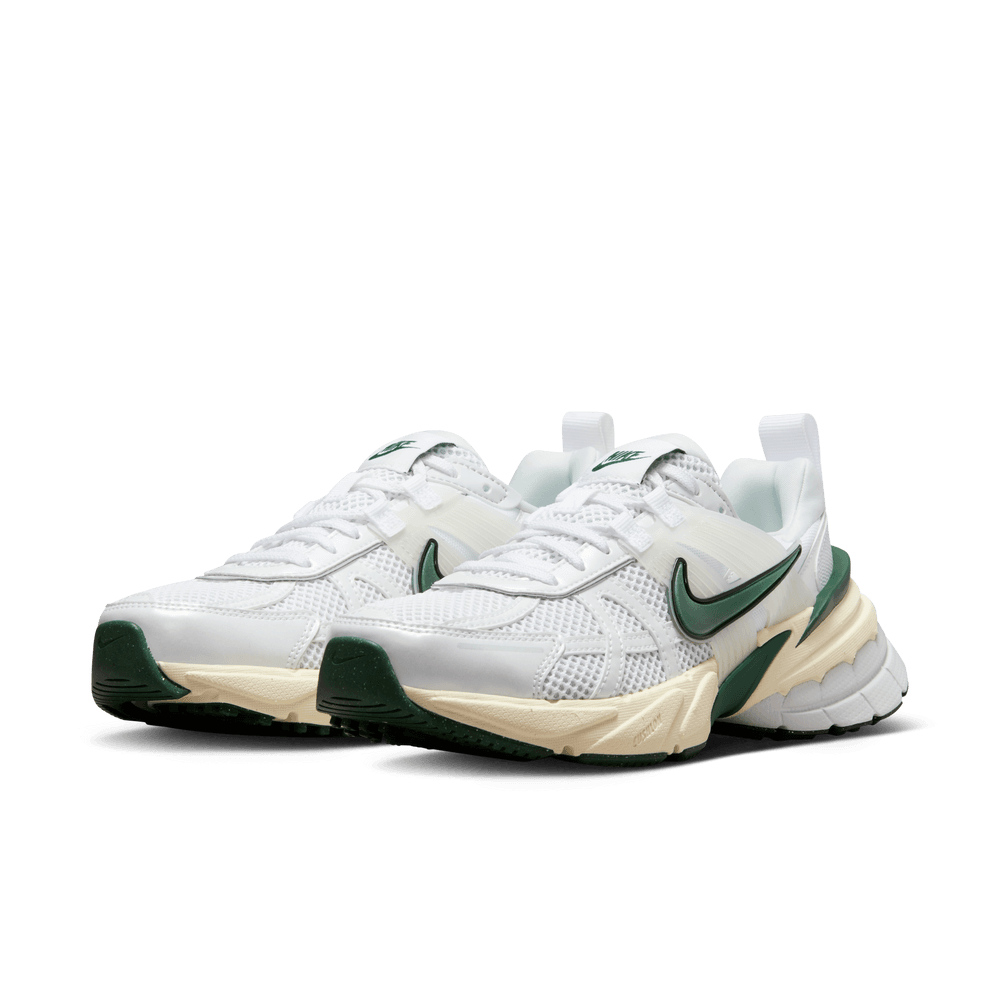 Womens Nike V2K Run WHITE/PLATINUM TINT-PHOTON DUST-FIR