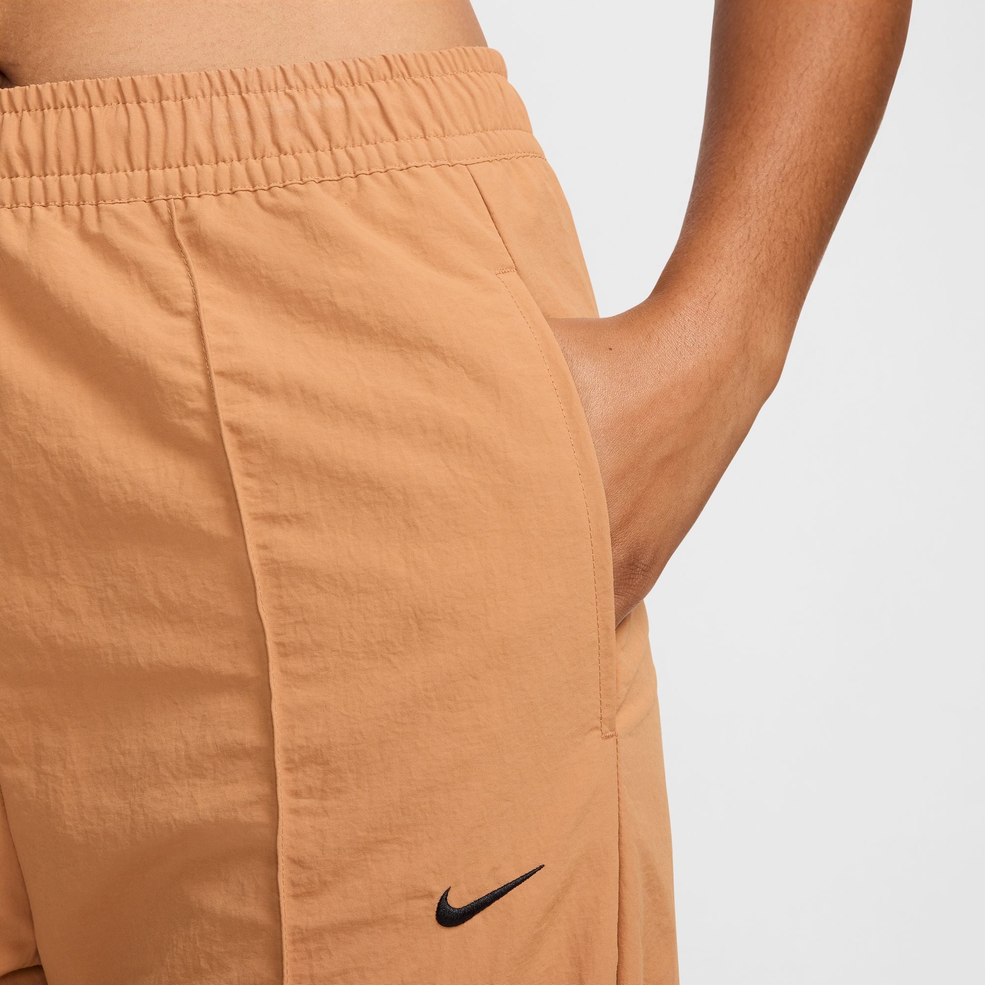 Nike Sportswear Everything Wovens Women's Mid-Rise Open-Hem Pants