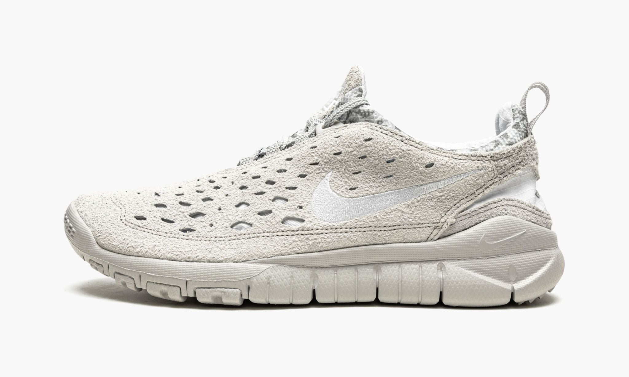 NIKE FREE RUN TRAIL "NEUTRAL GREY"
