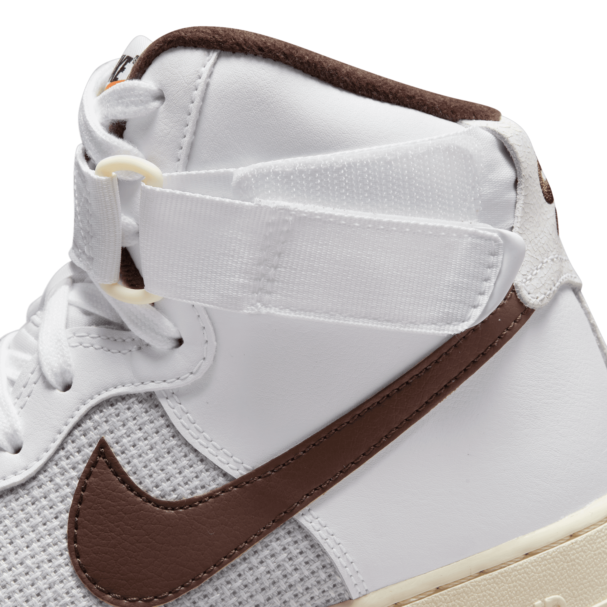 NIKE AIR FORCE 1 HIGH '07 "CHOCOLATE-COCONUT"