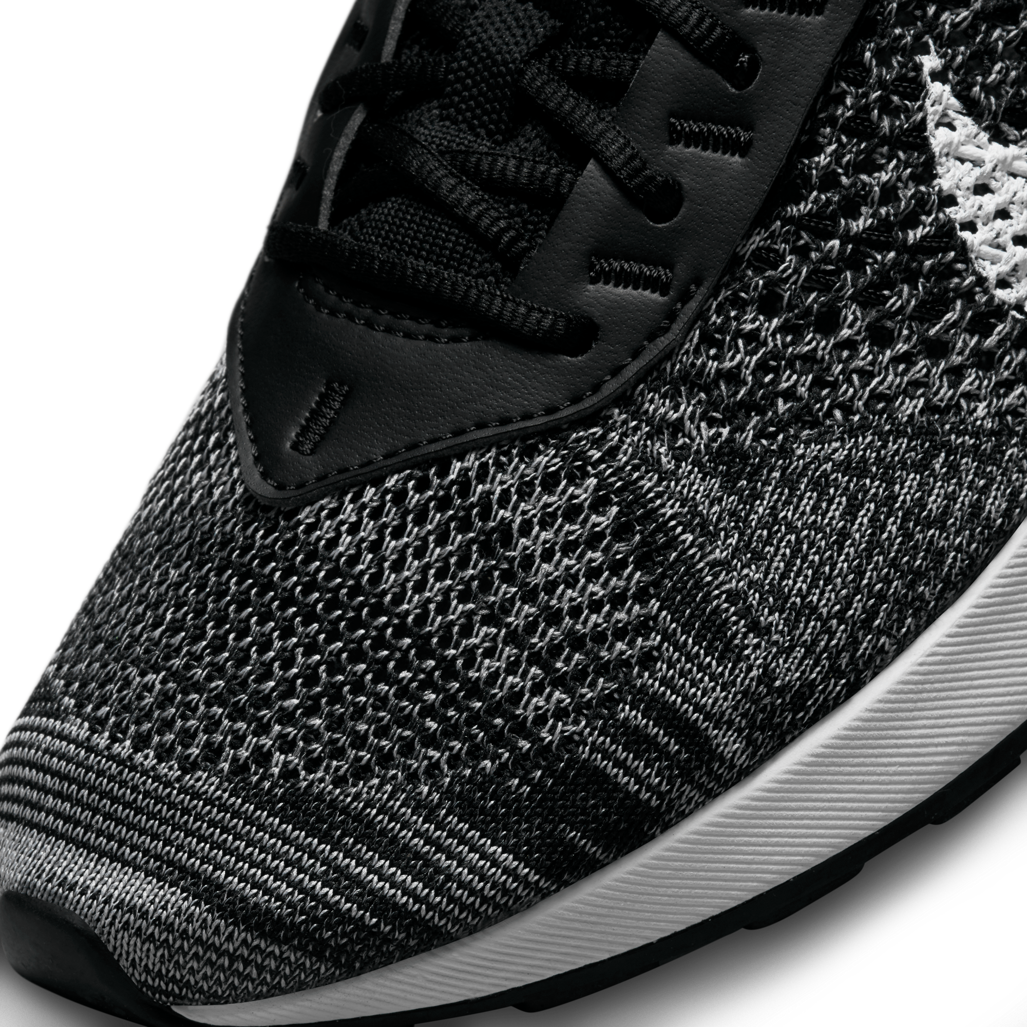 NIKE AIR MAX FLYKNIT RACER "BLACK/WHITE"