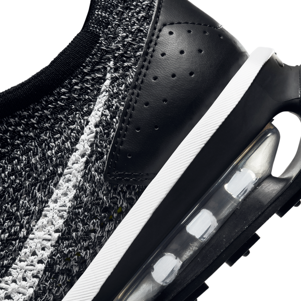 NIKE AIR MAX FLYKNIT RACER "BLACK/WHITE"
