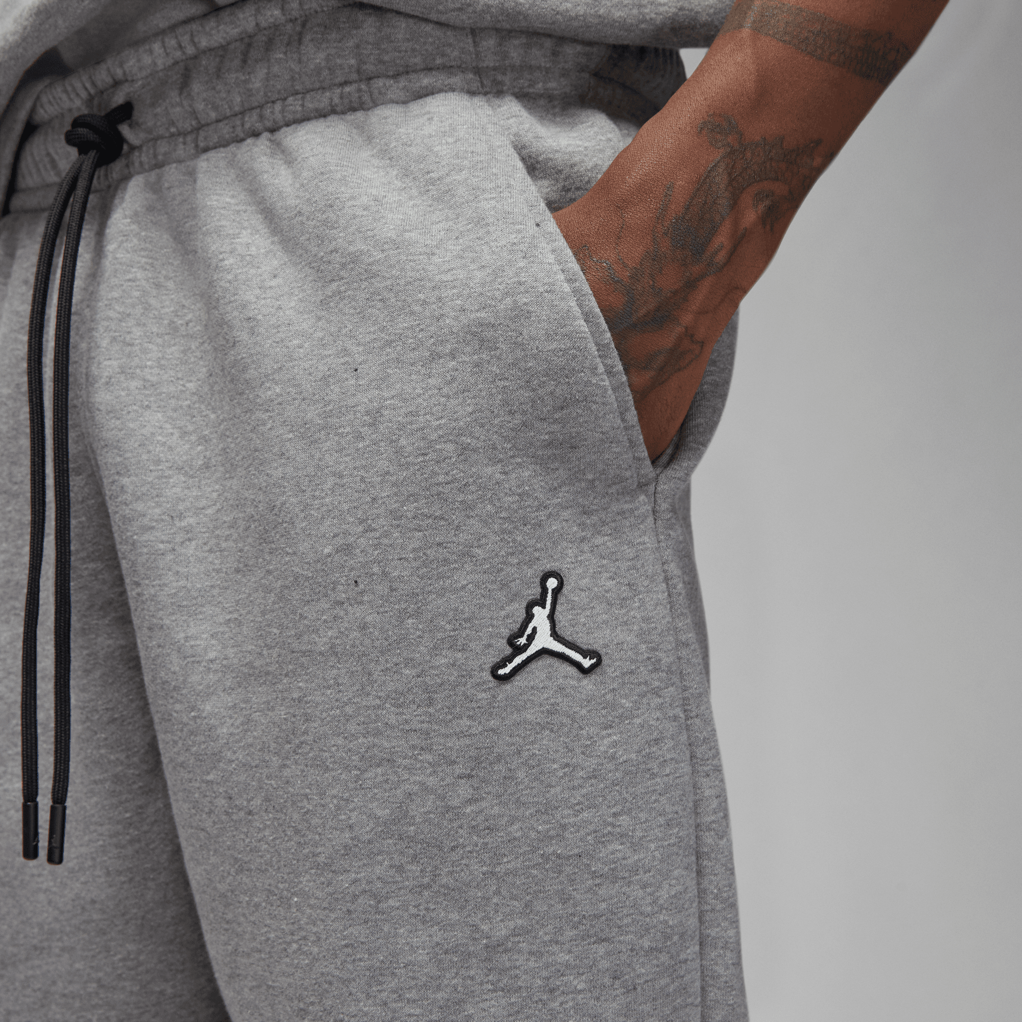 JORDAN ESSENTIAL JOGGER (GREY)