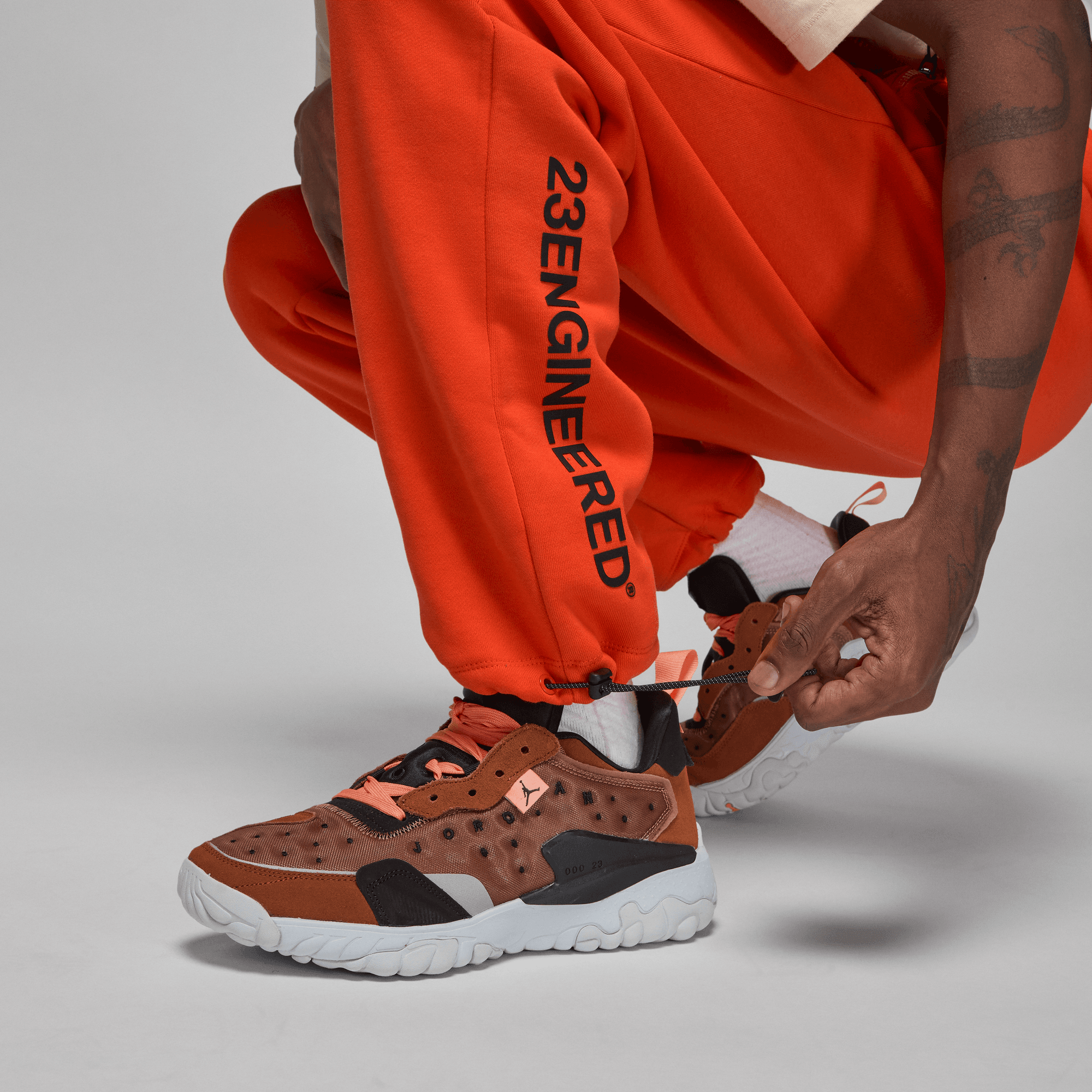 JORDAN 23 ENGINEERED FLEECE JOGGER (ORANGE)