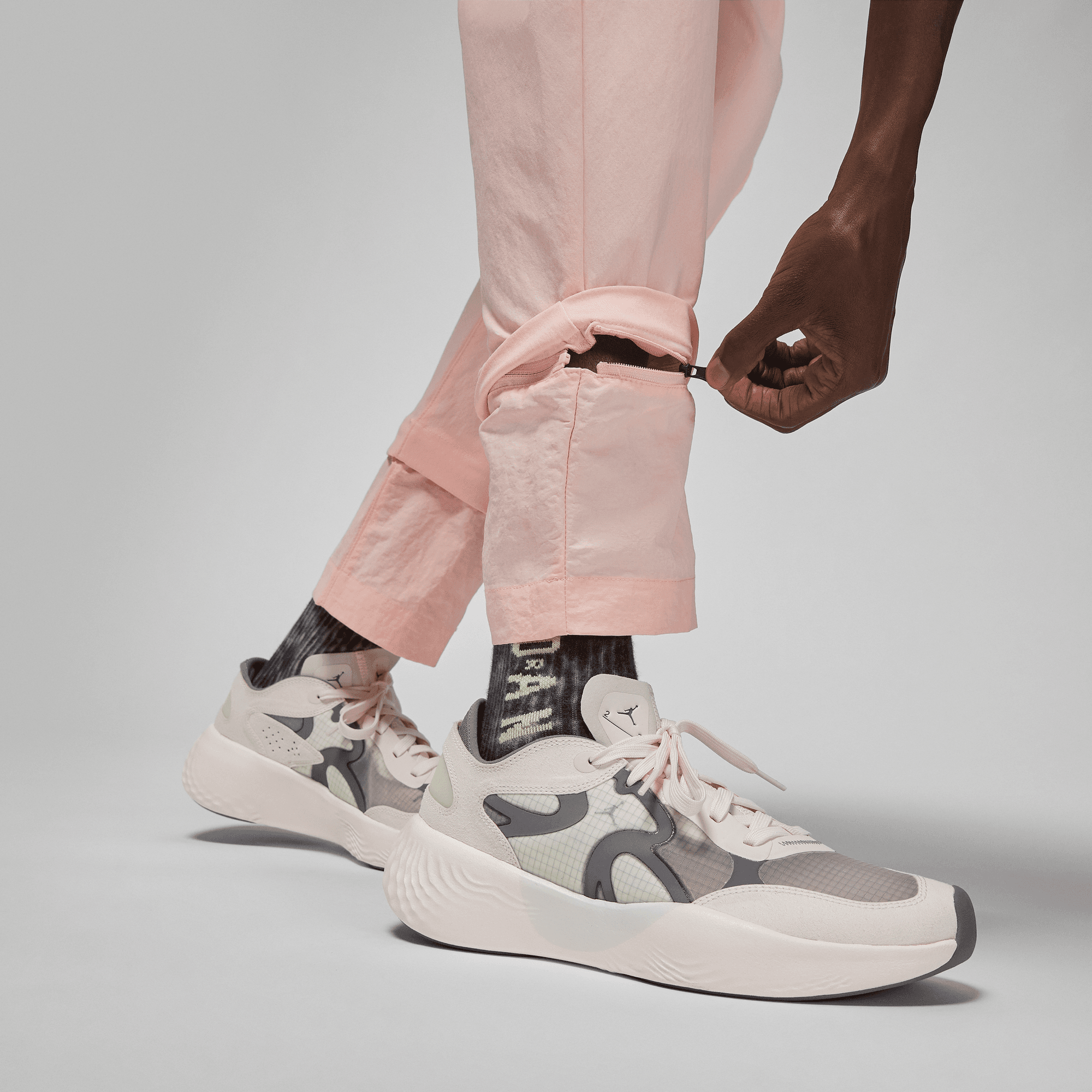 JORDAN 23 ENGINEERED JOGGER (PINK)
