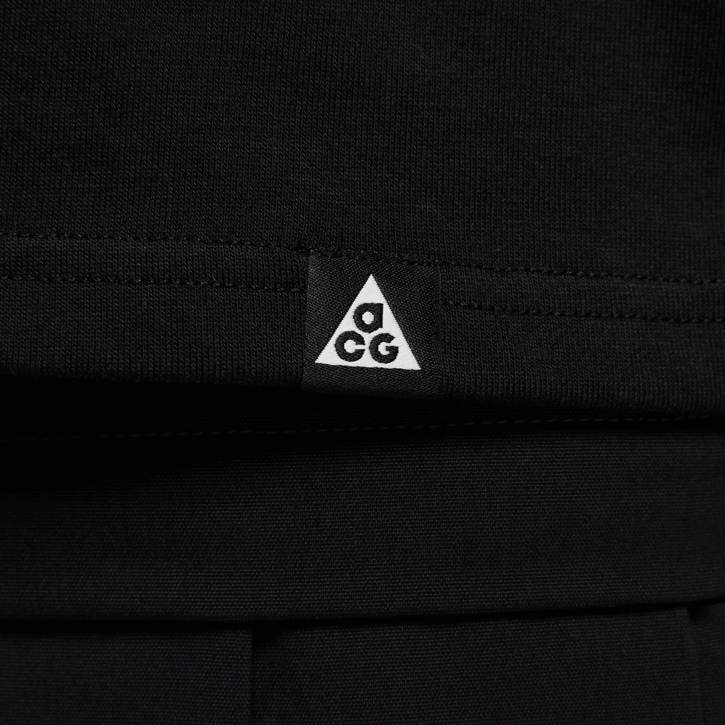 NIKE ACG TEE BLACK