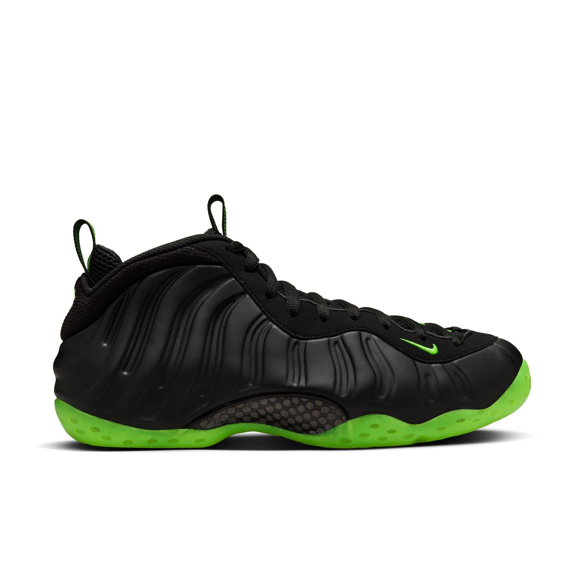 Nike Air Foamposite One Black/Volt