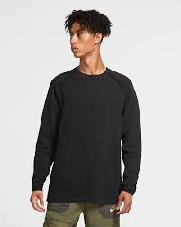 NIKE SPORTSWEAR TECH PACK
